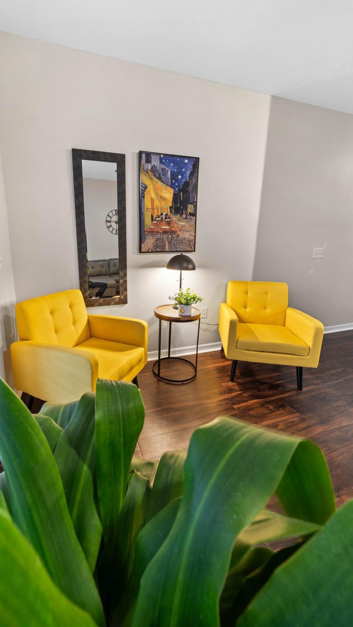 Cozy 2Br2Ba Gem-Near Airport Lägenhet Tampa Exteriör bild